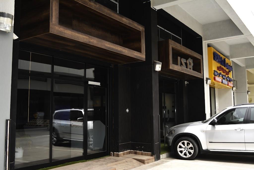 ISH KUWAIT STORE
