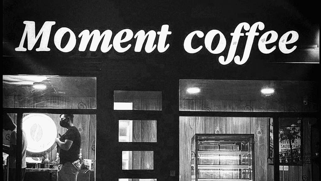moment coffee