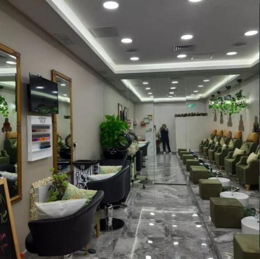 EZ Hair & Nail Spa