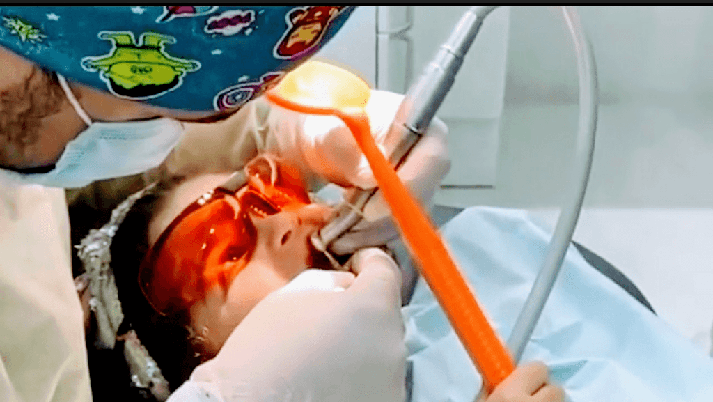 Dr. Momen Elnagar . Dentist for Kids & family دكتور مؤمن النجار