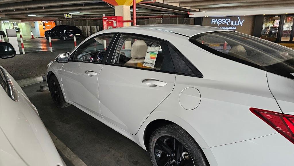 Hertz Car Rental - Kuwait International Airport